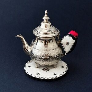 Moroccan Teapot Holder & Placemat. (Teapot not included)